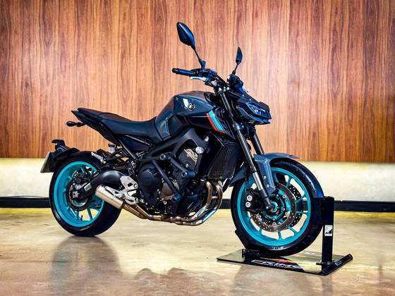 YAMAHA MT-09 YAMAHA MT-09